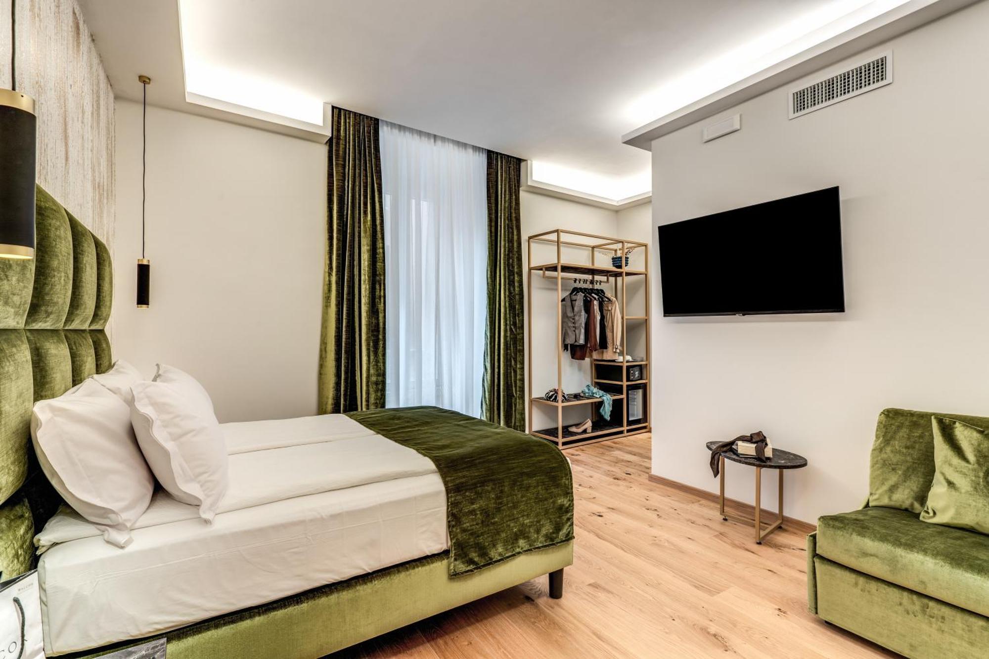 Goldoni 47 Hotel Рим Екстериор снимка