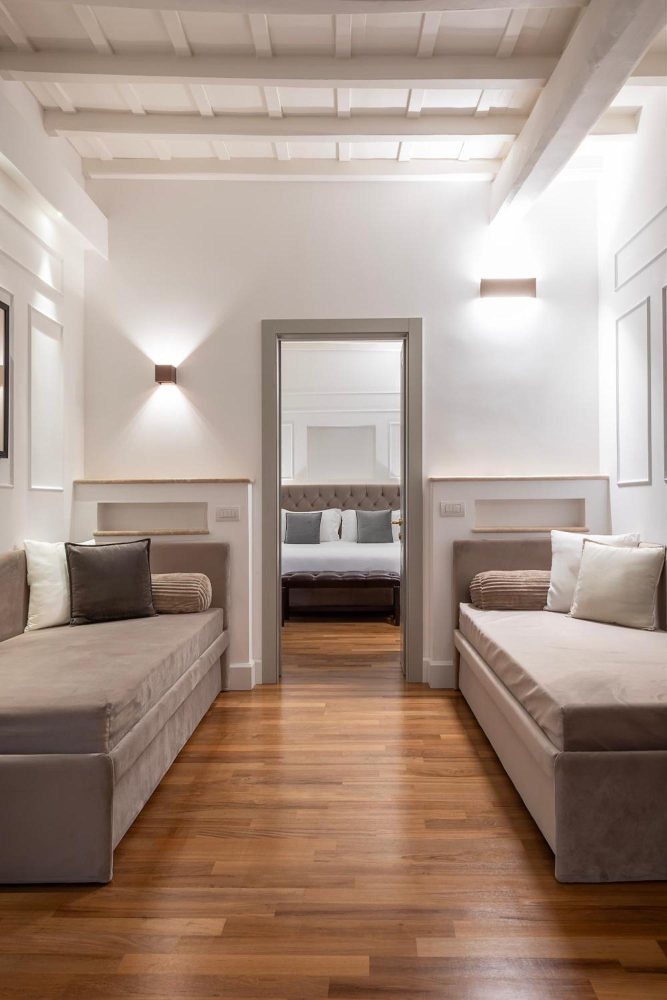Goldoni 47 Hotel Рим Екстериор снимка